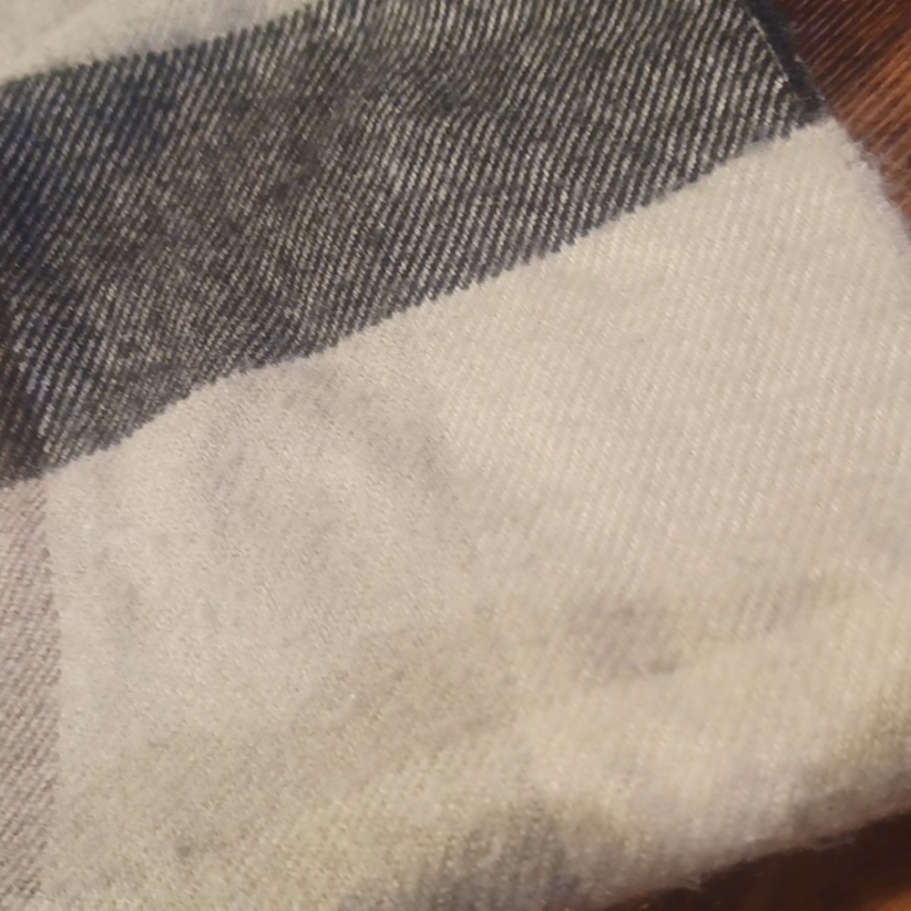 Christian  Dior scarf - Picture 9 of 12